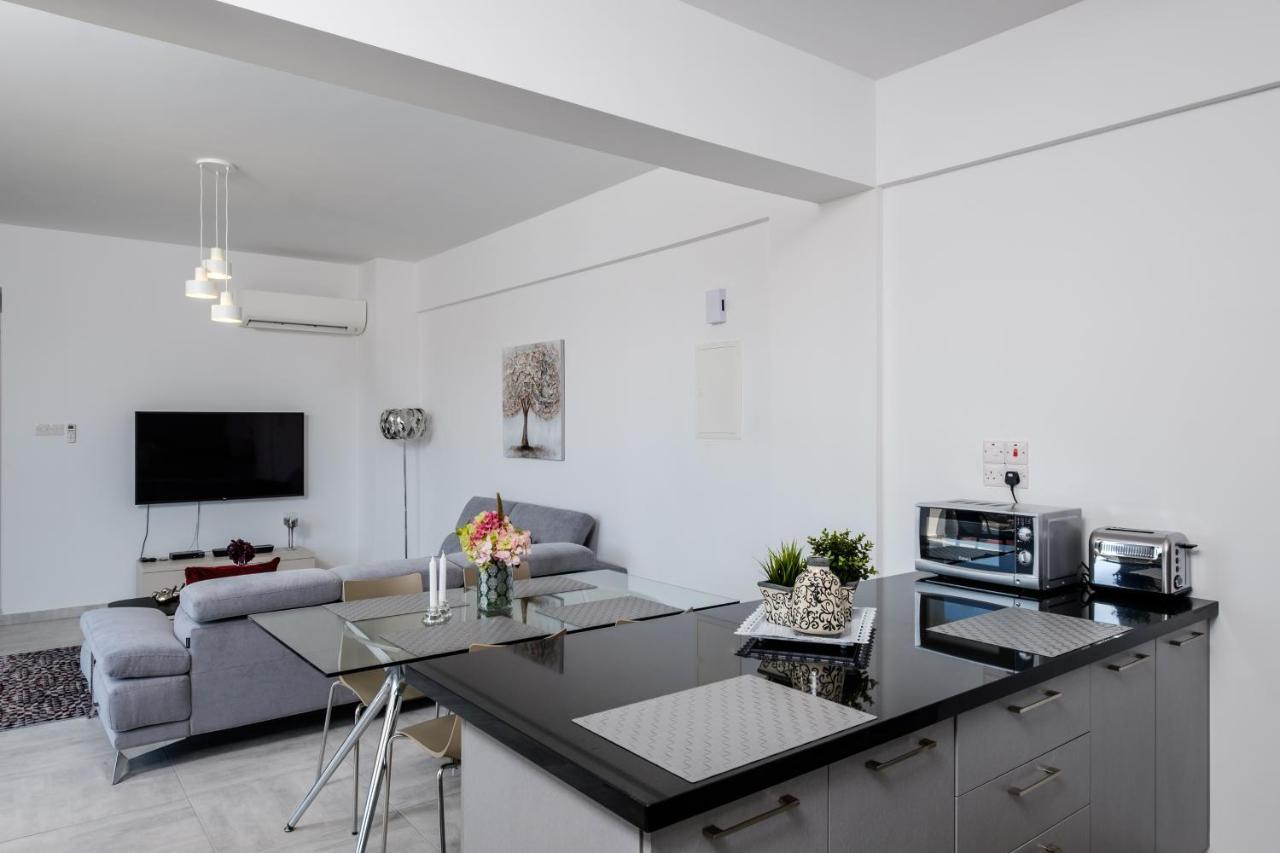 Solaar Apartments St Lazarous Larnaca Extérieur photo